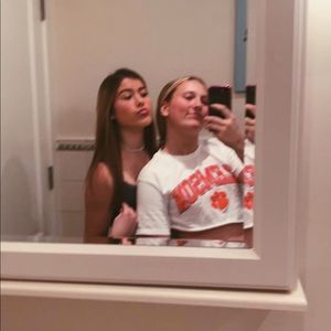 Meet your Posher, Holly